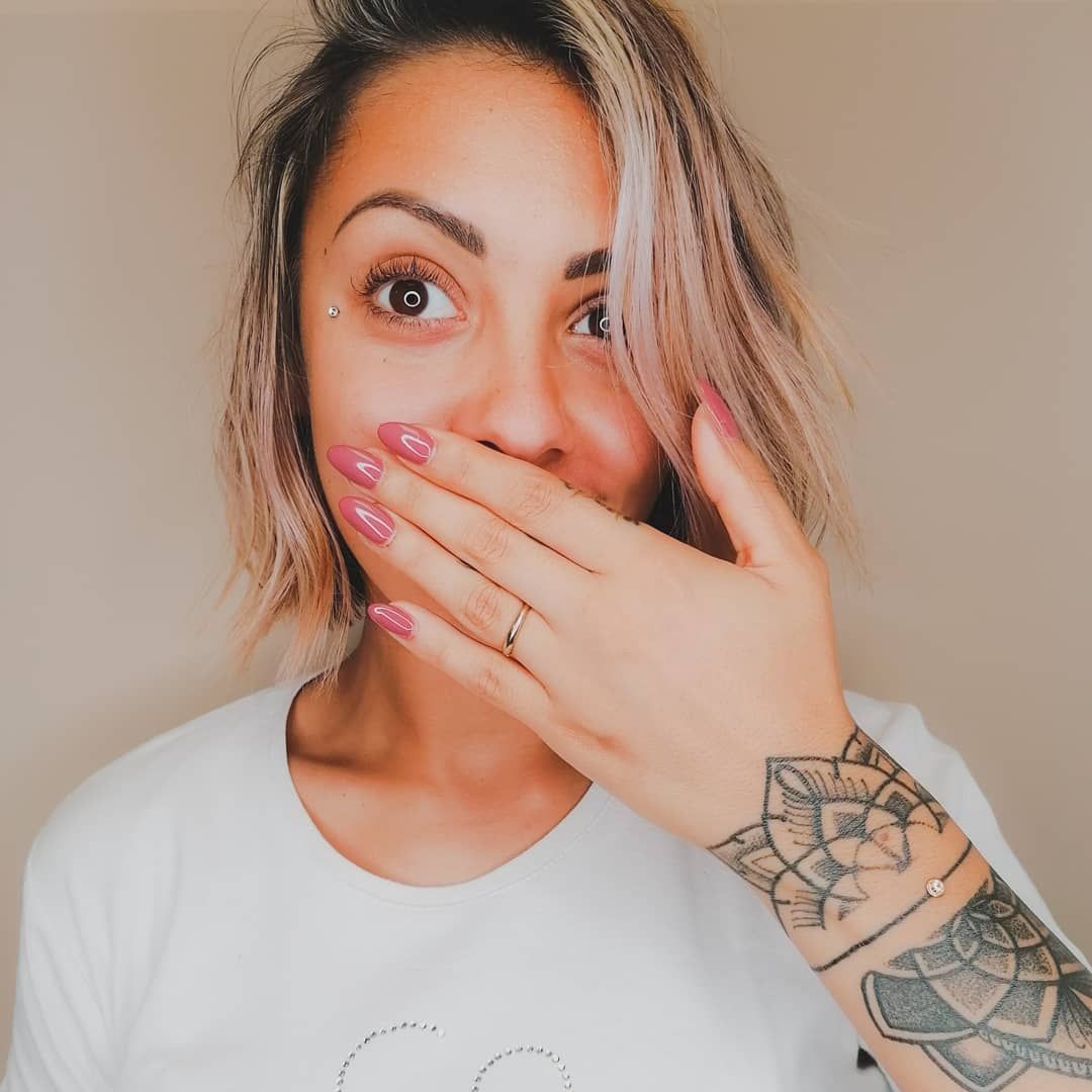 astrid-studio-bolzano-microdermal-polso-piercing-viso